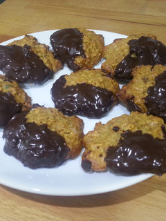 Foto principal de Galletas de jengibre con avena y miel