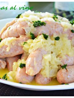 Una foto de Salchichas al vino blanco (Thermomix)