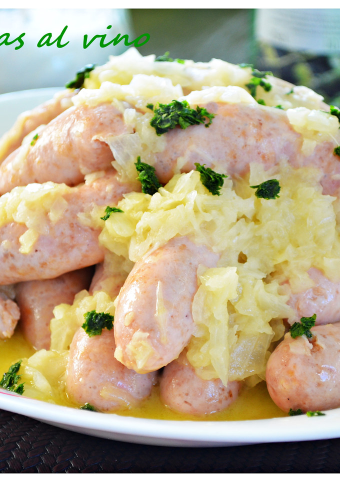 Una foto de Salchichas al vino blanco (Thermomix)