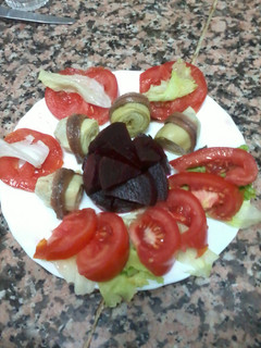 Una foto de Cena con anchoas y remolacha