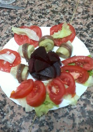 Una foto de Cena con anchoas y remolacha