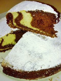 Una foto de Torta marmolada royal