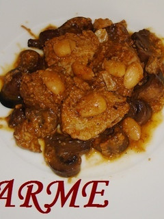 Una foto de Medallones de solomillo de cerdo con salsa de almendras