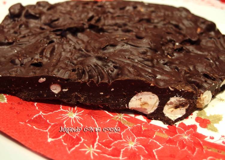 Turrón rústico de chocolate y avellanas con Thermomix