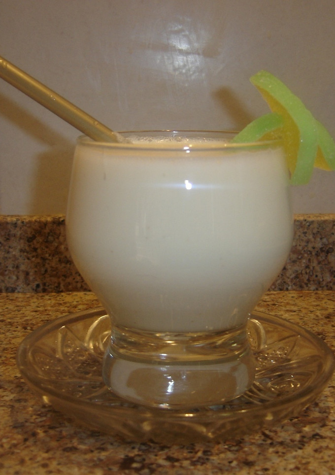 Una foto de Yogur líquido de limón