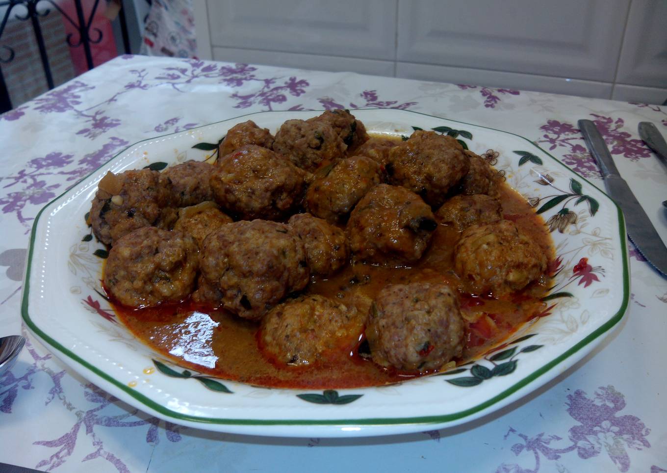 Albóndigas en salsa de vegetales