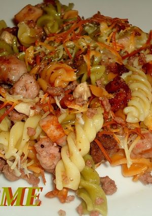 Una foto de Espirales tricolor gratinados