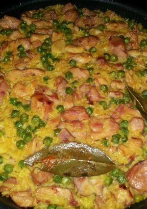 Foto principal de Arroz con carne y guisantes 