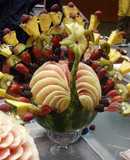 Pinchos de frutas navideños