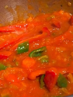 Una foto de Salsa de tomates con morrones