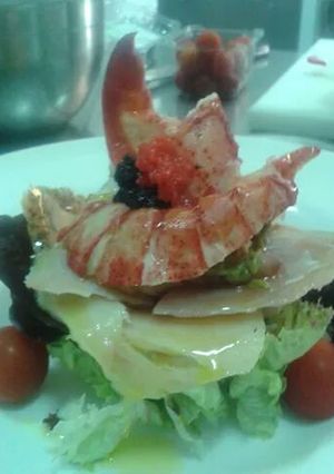 Una foto de Ensalada de bogavante fácil