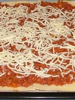 Una foto de Pizza barbacoa con pan de molde