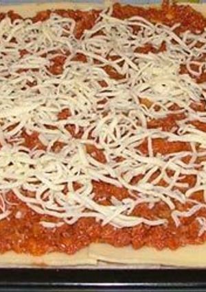 Una foto de Pizza barbacoa con pan de molde