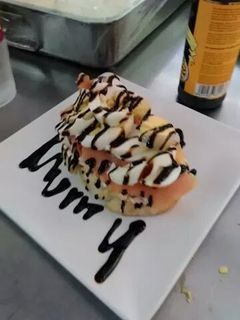 Una foto de Tosta de salmón ahumado de Uga