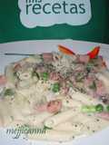 Pasta con crema de Champiñones y Guisantes
