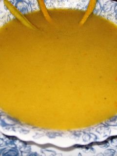 Una foto de Crema de merluza