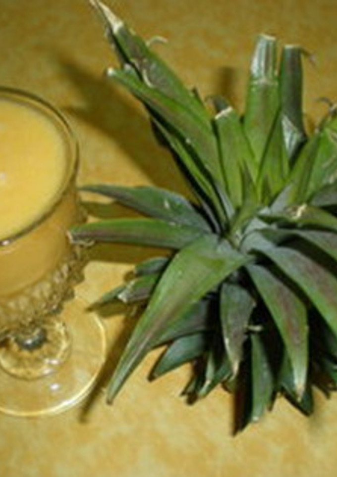 Una foto de Batido de piña tropical
