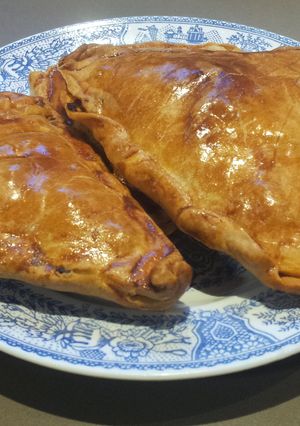 Una foto de Empanadas de carne al horno con pasta brisa
