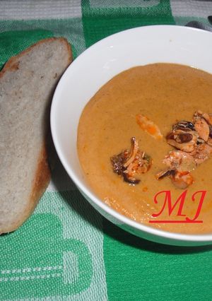Una foto de Crema de mejillones con patata
