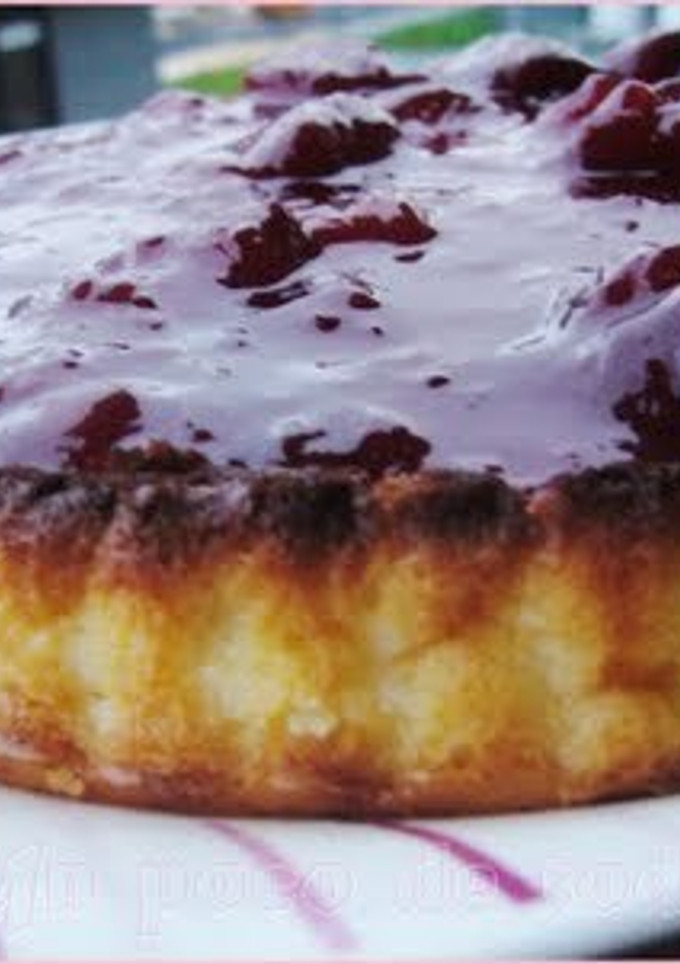 Una foto de Tarta de queso y yogur con mermelada