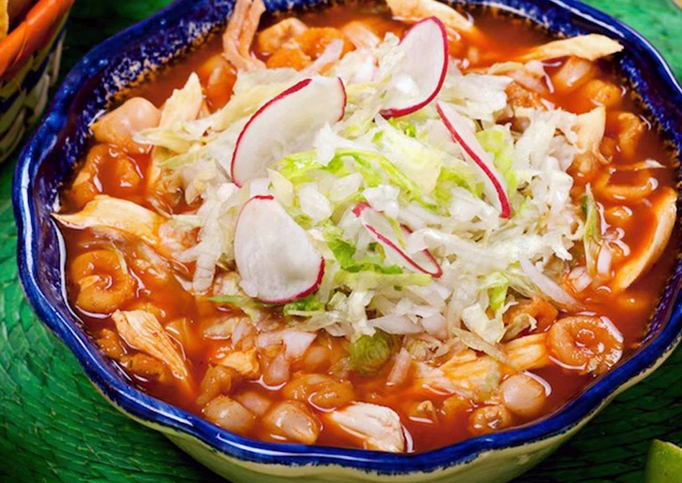 Pozole rojo a mi estilo