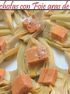 Una foto de Alcachofas con foie gras de pato