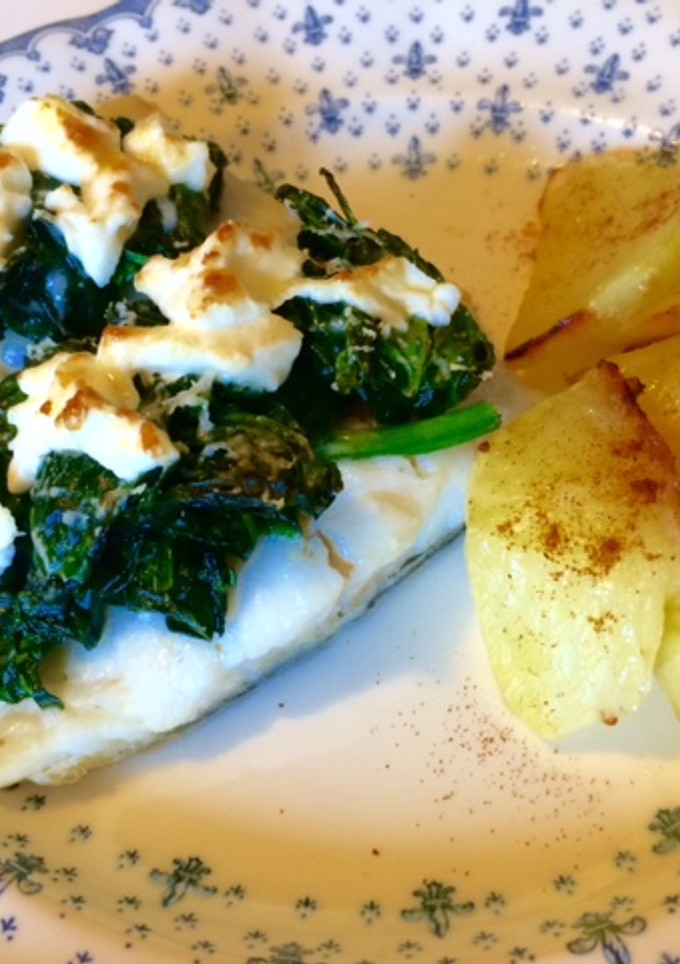 Una foto de Bacalao a la espalda gratinado con espinacas