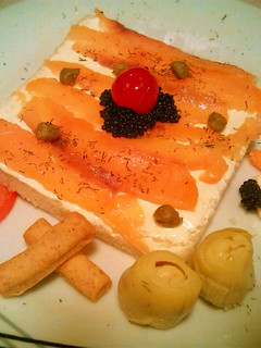 Foto principal de Tosta con queso crema y salmón ahumado