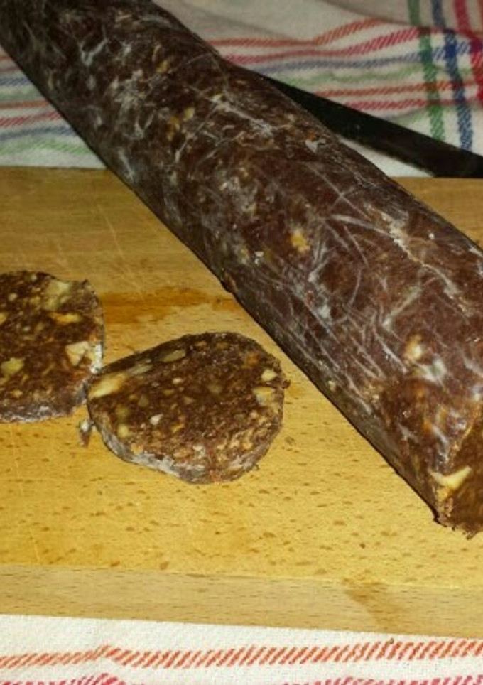 Una foto de Fuet de chocolate o salchichón de chocolate