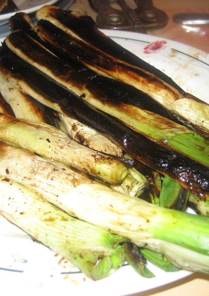Una foto de Calçots