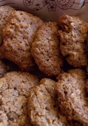 A picture of Oatmeal Cookies Without Flour.
