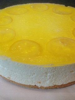 Una foto de Tarta de mousse de limón tradicional