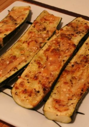 Foto principal de Calabacines gratinados con queso parmesano