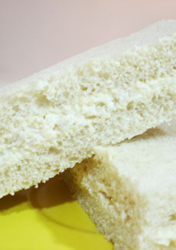 Una foto de Sandwich frío de pollo