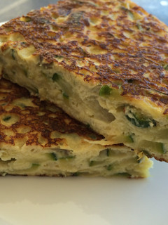 Una foto de Tortilla de zapallitos y morrón