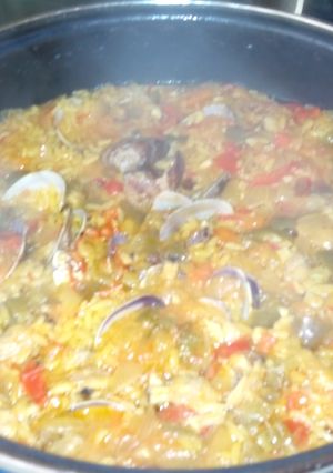 Una foto de Arroz con almejas de la isla