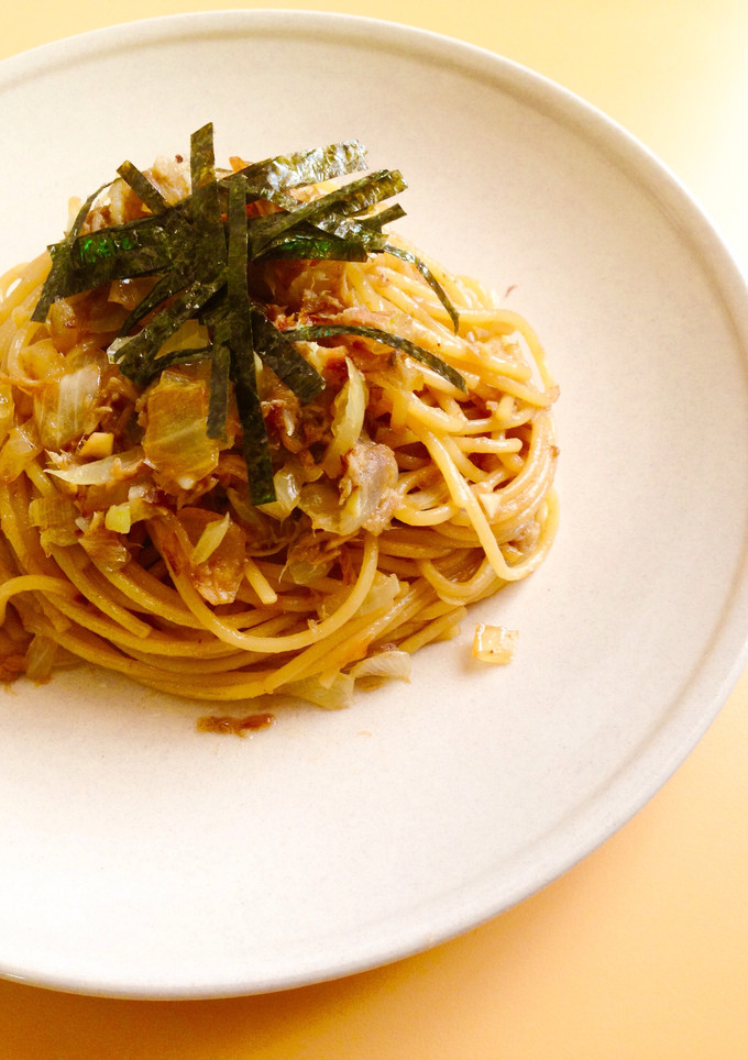 Una foto de Espaguetis con sabor japonés