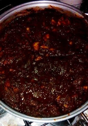 Una foto de Romeritos con mole 