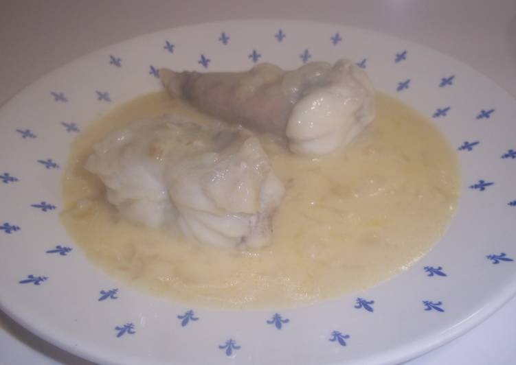Rape con caldo de pescado y leche