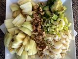Ensalada de Navidad con salsa golf
