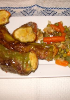 Una foto de Pimientos rellenos de tortilla española