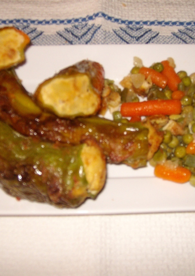 Una foto de Pimientos rellenos de tortilla española