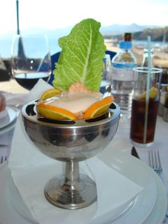 Una foto de Cóctel de gambas con aromas de naranja