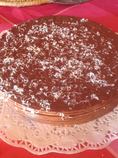 Una foto de Tarta de obleas y nutella con coco