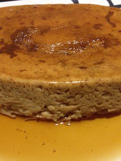 Una foto de Flan de dulce de leche al microondas