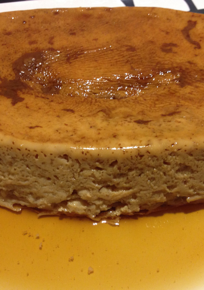 Una foto de Flan de dulce de leche al microondas