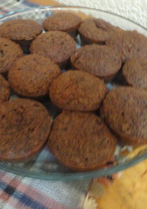 Una foto de Muffins de chocolate con crema de leche