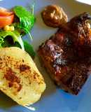 Costillar de cerdo con salsa de manzana