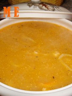 Una foto de Sopa de mariscos con arroz