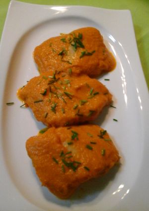 Una foto de Merluza en salsa de zanahorias